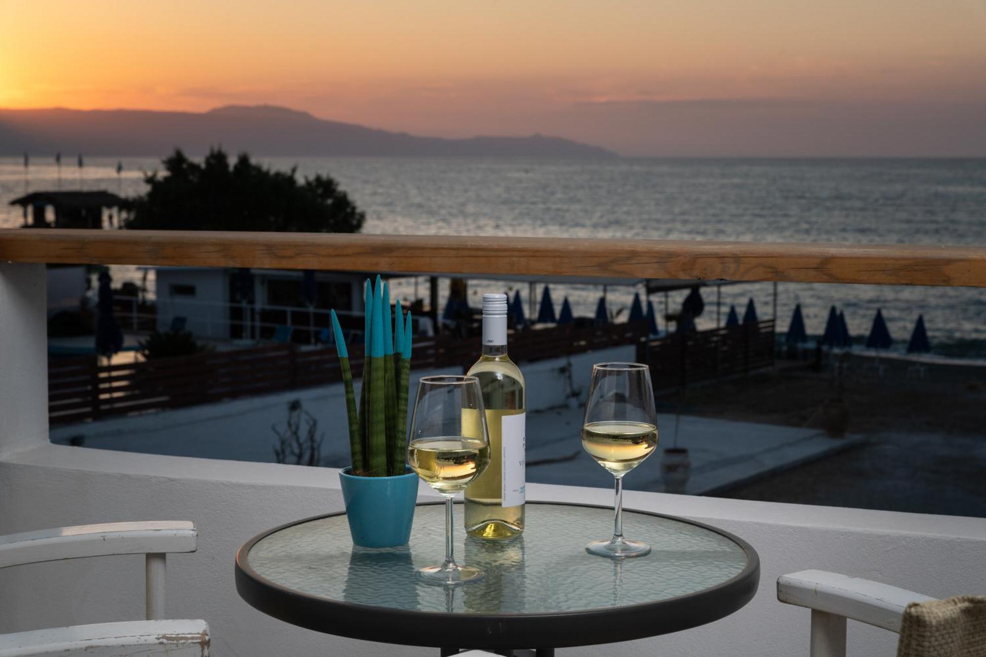 Island Concept Chania Agia Marina 外观 照片